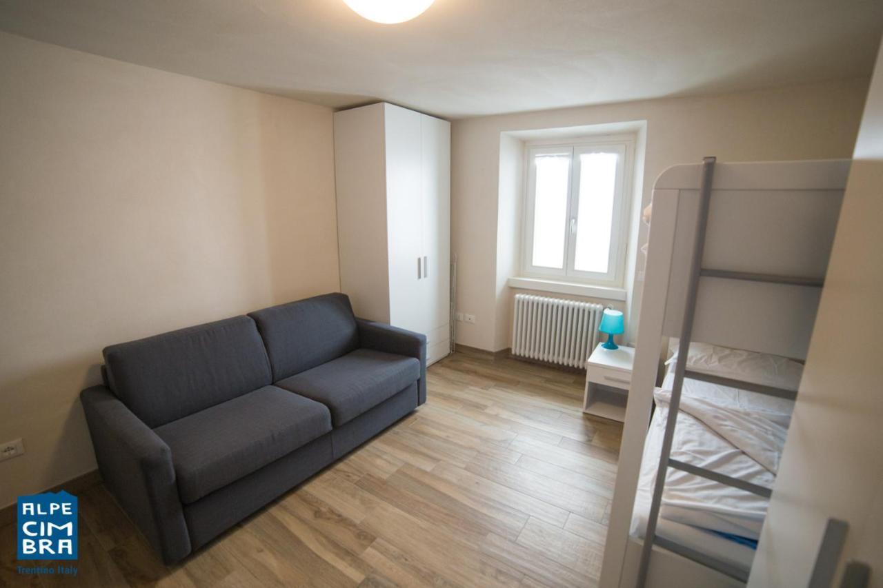 Trentino Apartments - Casa Marzari โฟลกาเรีย ภายนอก รูปภาพ